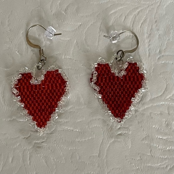 Handmade Beaded Heart Earrings - Picture 2 of 4